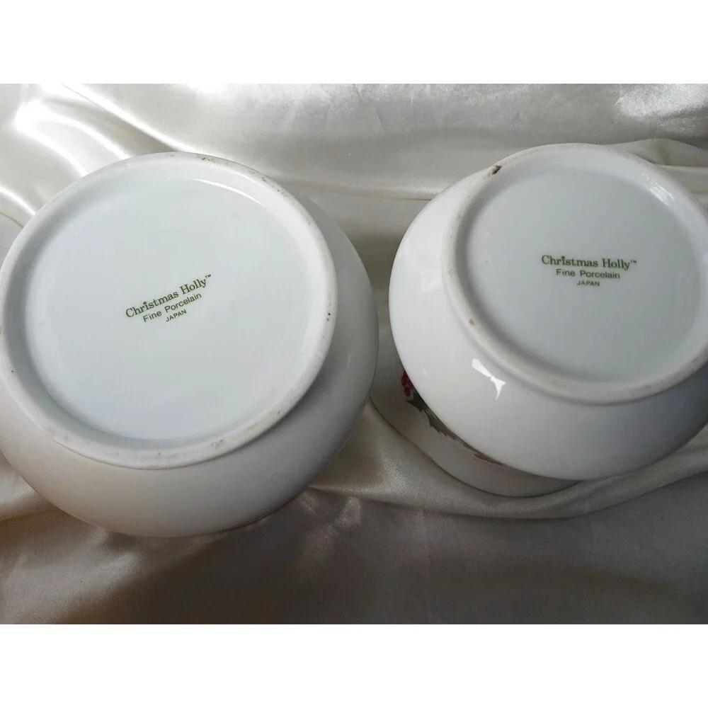 CHRISTMAS HOLLY CREAMER & COVERED SUGAR BOWL SET